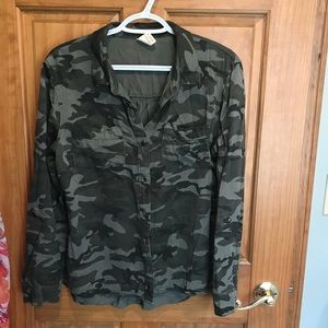 Camo button up